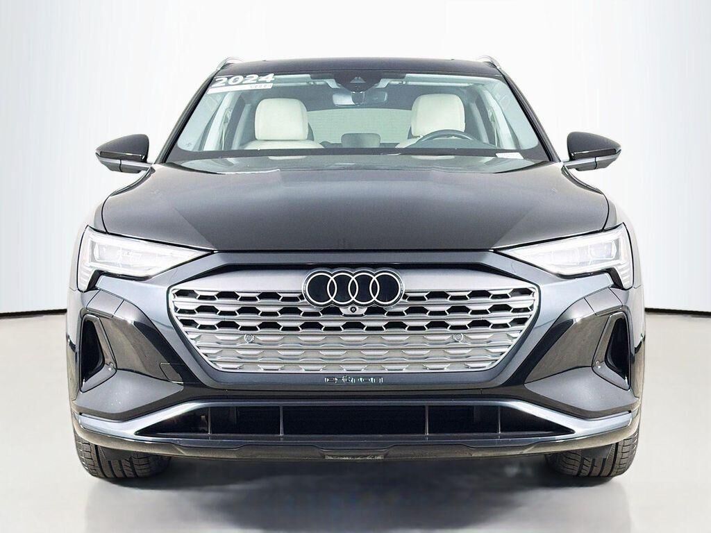 2024 Audi Q8