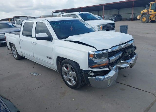2017 CHEVROLET Silverado