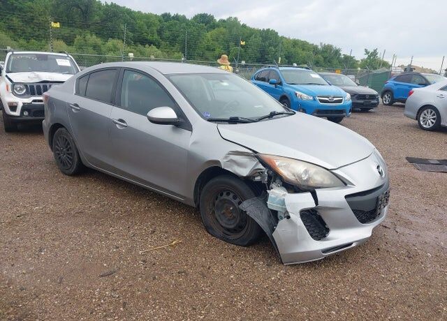 2013 MAZDA Mazda3