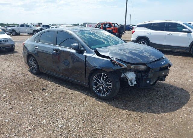 2023 KIA Forte