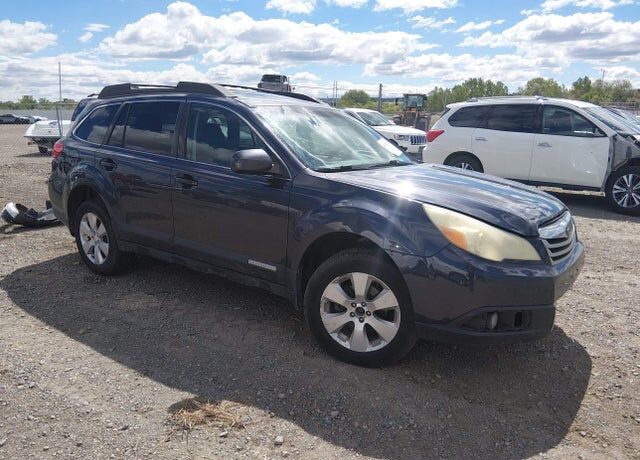 2010 SUBARU Outback