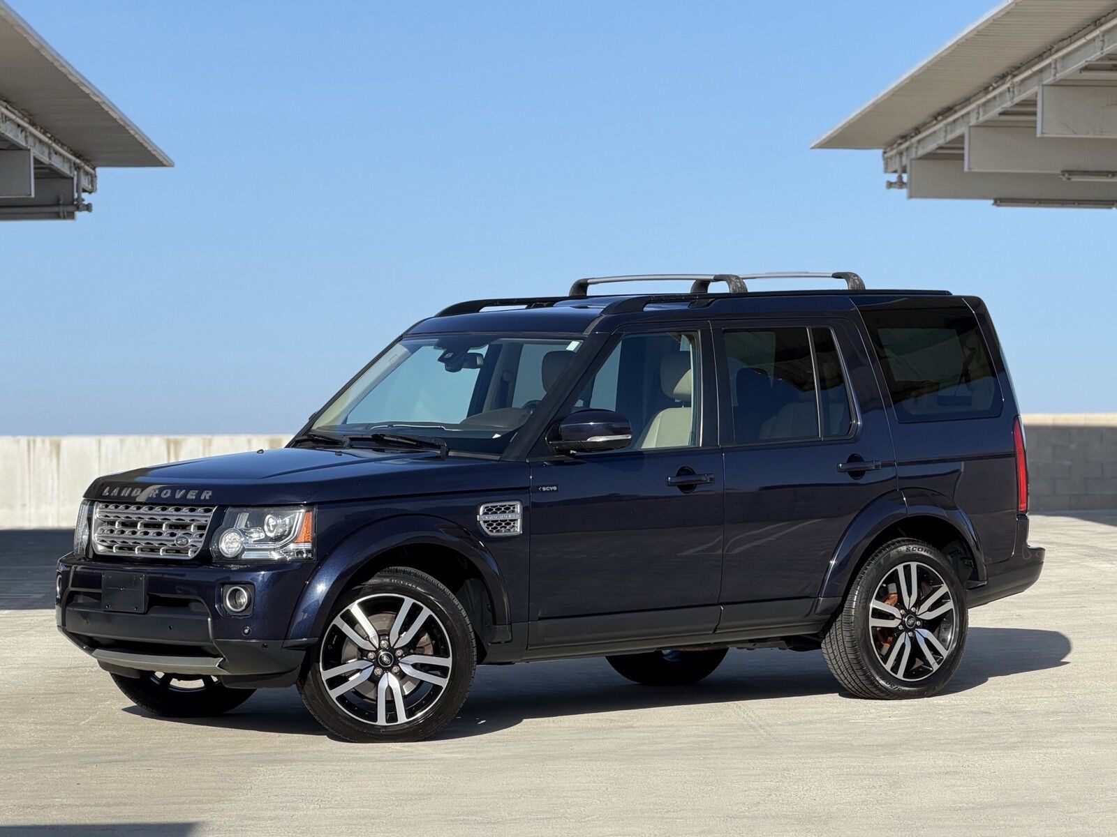 Land Rover LR4