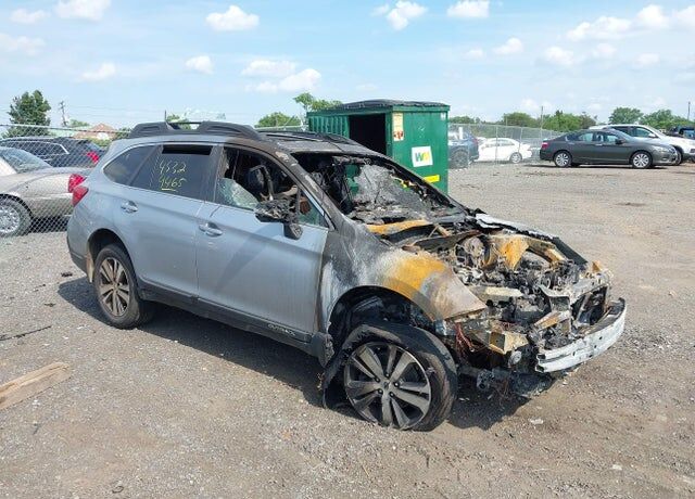 2018 SUBARU Outback