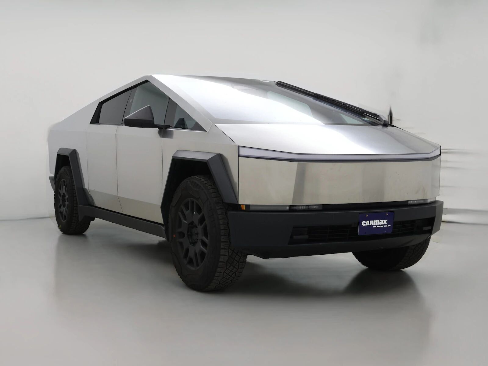 2024 TESLA Cybertruck