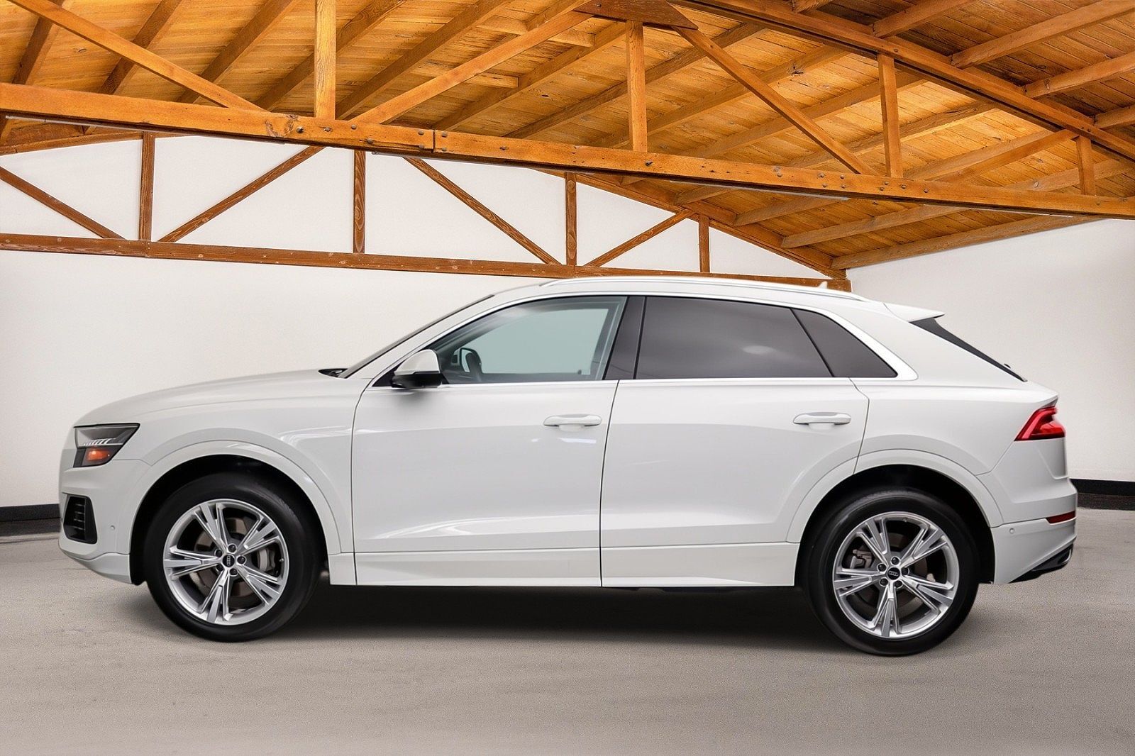 2023 Audi Q8
