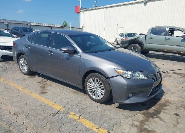 2015 LEXUS ES