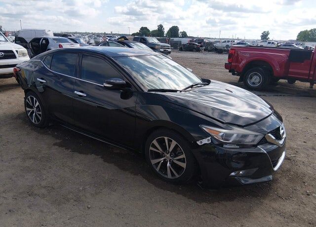 2017 NISSAN Maxima