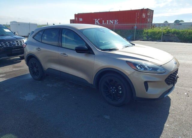 2020 FORD Escape