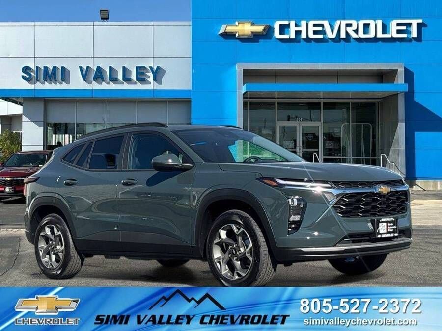 2026 CHEVROLET Trax