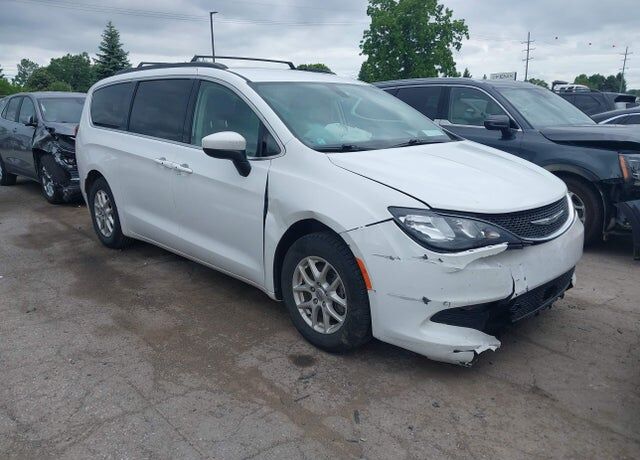 2021 CHRYSLER Voyager
