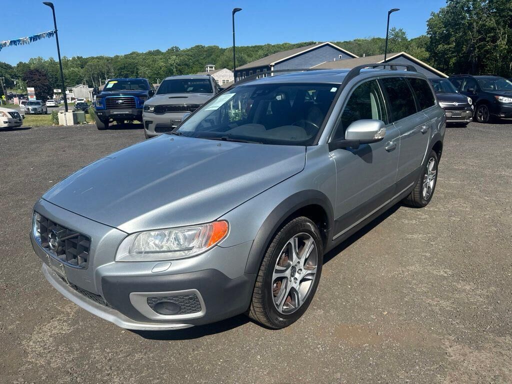 2013 VOLVO XC70