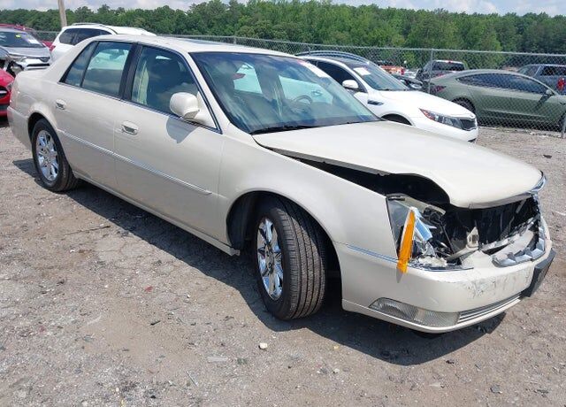 2010 CADILLAC DTS