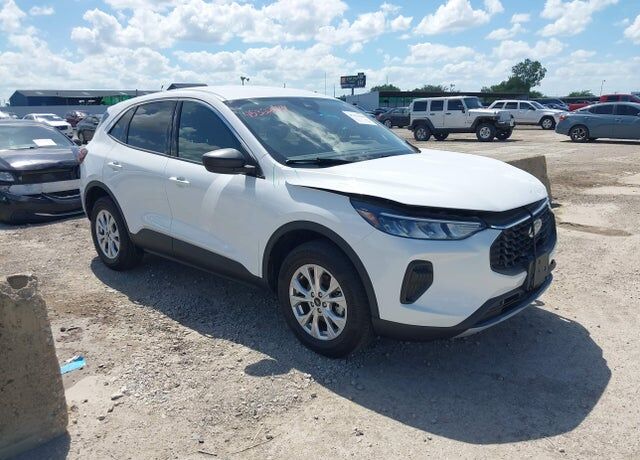 2024 FORD Escape