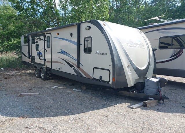 2014 FOREST RIVER Freedom Express