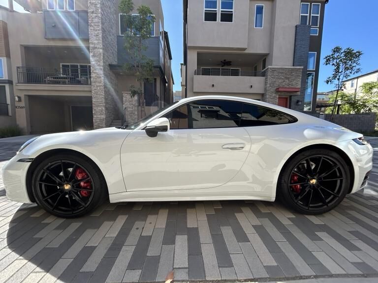 2020 PORSCHE 911