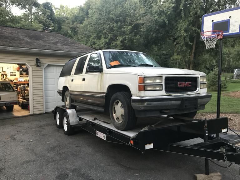 GMC Suburban