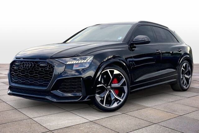 2024 AUDI RS Q8