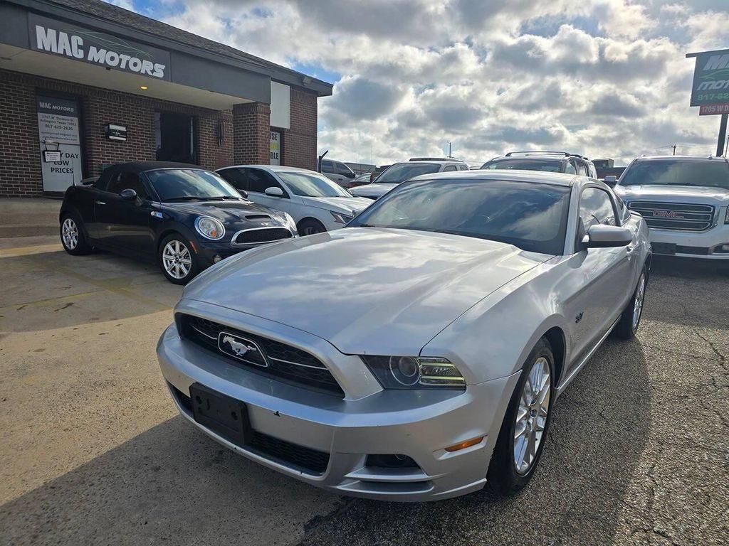 2014 FORD Mustang