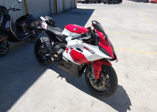 2026 YAMAHA YZF