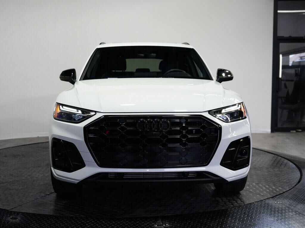 2023 Audi SQ5