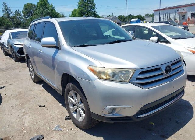 2012 TOYOTA Highlander