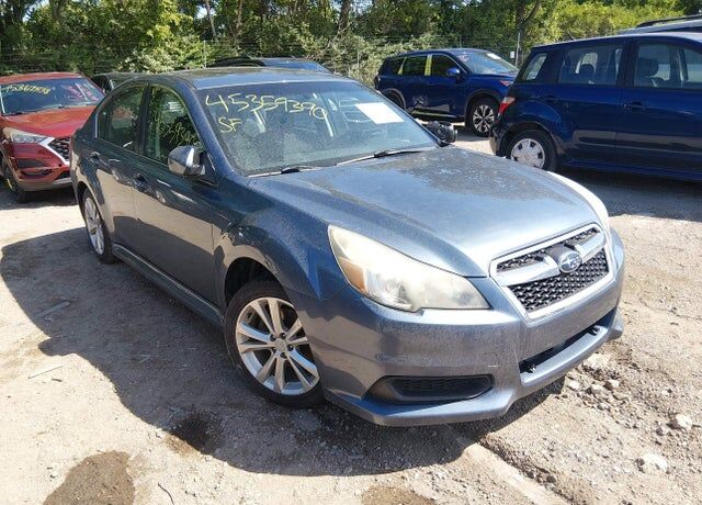 2013 SUBARU Legacy