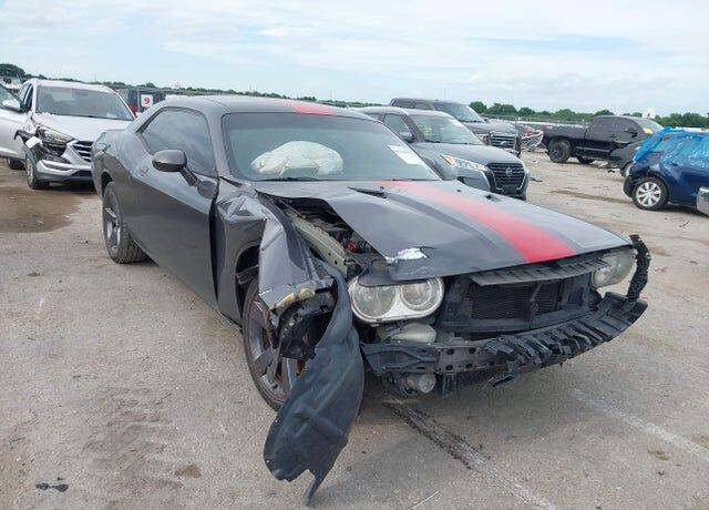 2014 DODGE Challenger