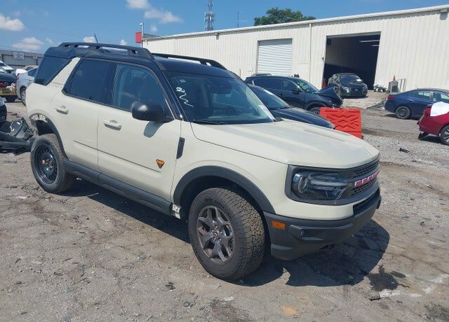 2024 FORD Bronco