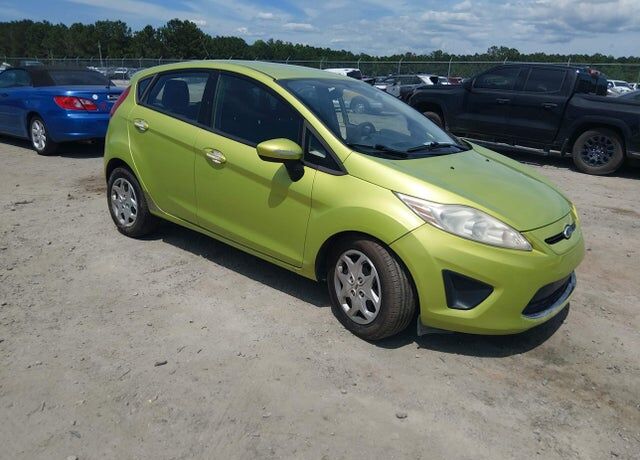 2011 FORD Fiesta