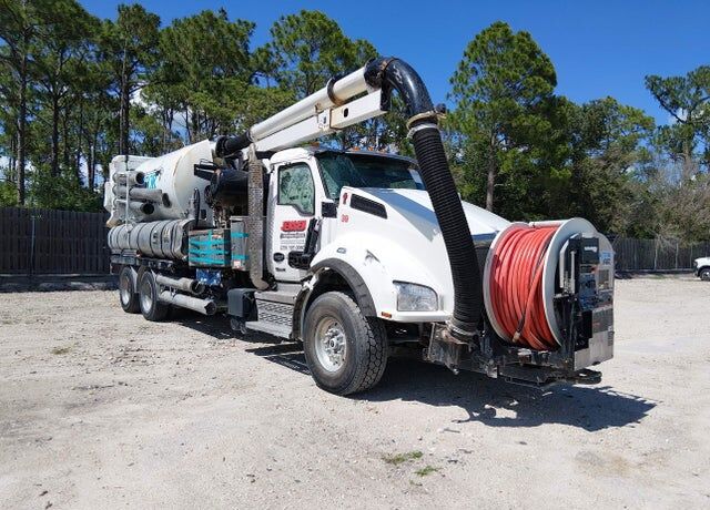 2024 KENWORTH T880
