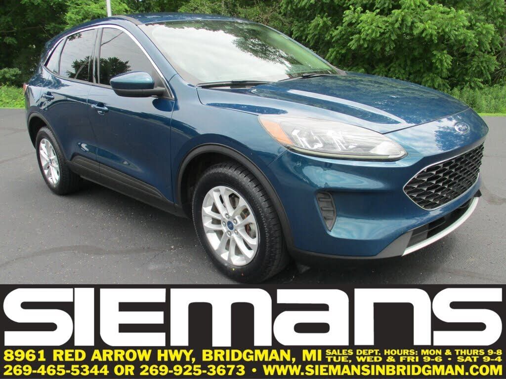 2020 FORD Escape