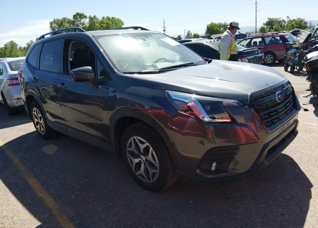 2024 SUBARU Forester