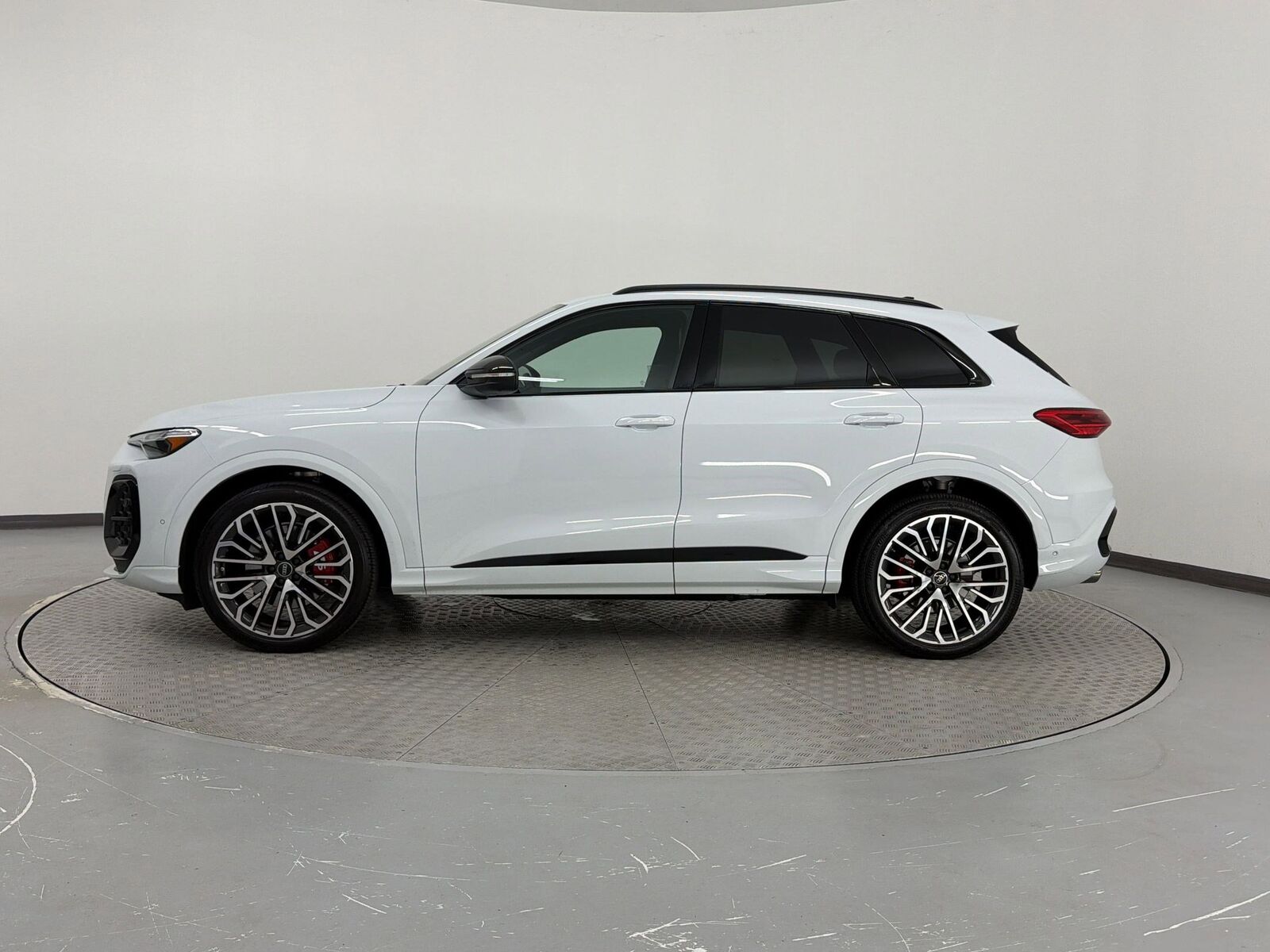 2025 Audi SQ5