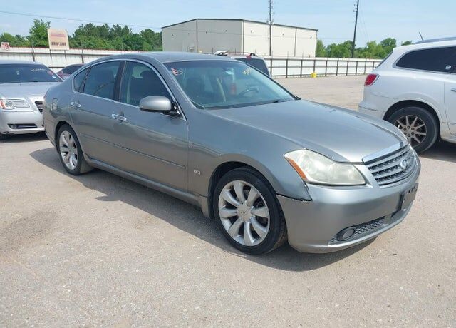 Infiniti M35