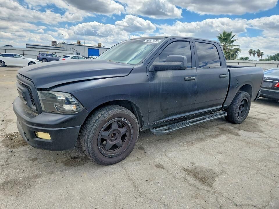 2011 DODGE Ram