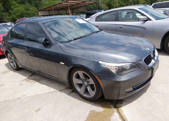 BMW 528i