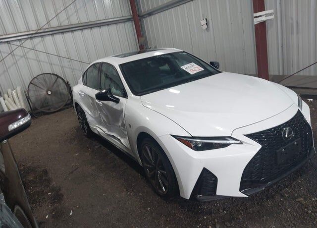 2025 LEXUS IS