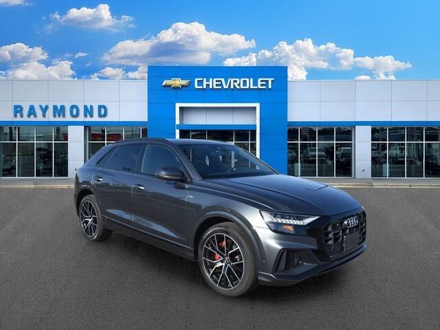 2021 AUDI Q8