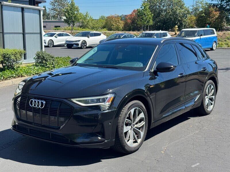 2021 Audi e-tron