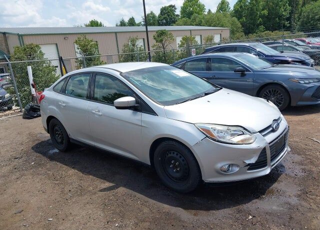 2012 FORD Focus