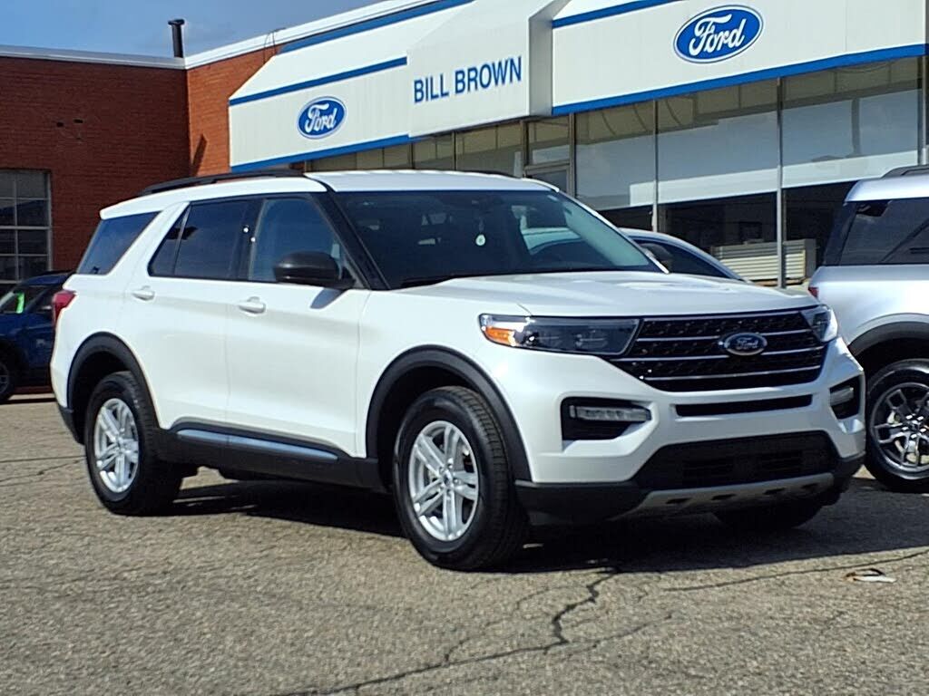2024 FORD Explorer