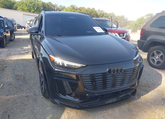 2025 AUDI SQ6