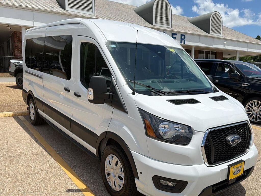 2025 FORD Transit