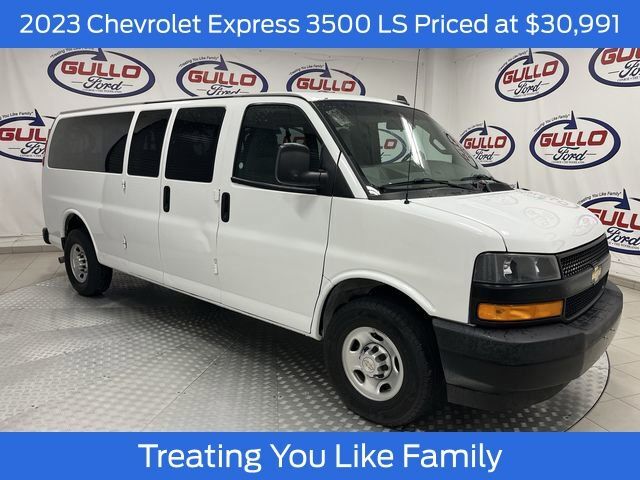 2023 CHEVROLET Express