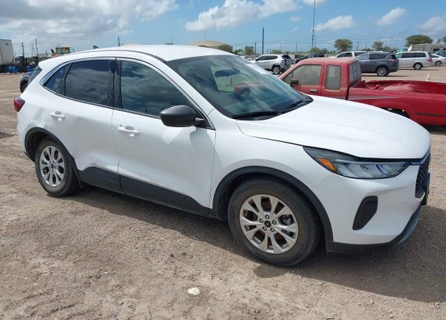 2023 FORD Escape