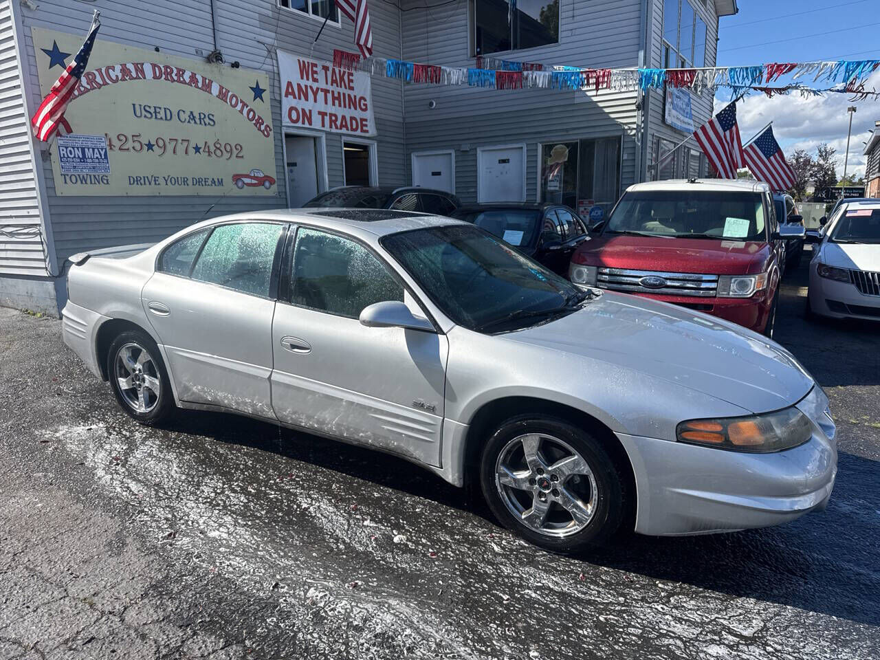 2002 PONTIAC Bonneville
