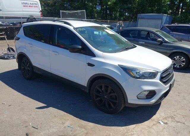 2018 FORD Escape