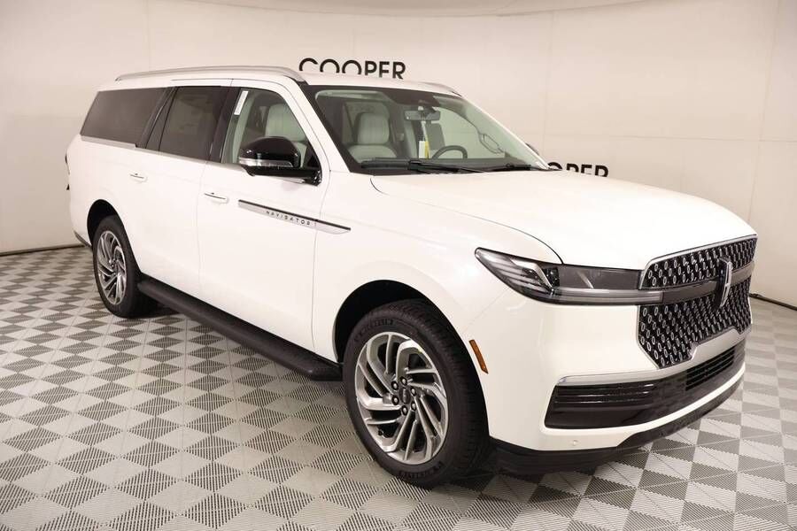 2026 LINCOLN Navigator L