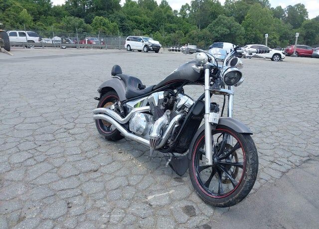 2010 HONDA VT1300
