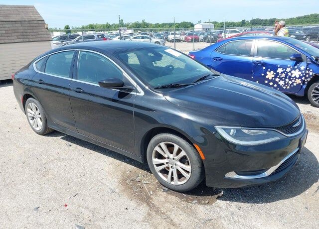 2016 CHRYSLER 200